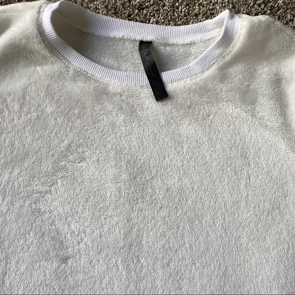 Gaiam Women's White/cream Plush Sweatshirt fuzzy soft pullover sweater size L - Picture 4 of 10